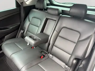 Hyundai Tucson 1.6 TGDI Vertex 4WD — SUV polyvalent, un seul propriétaire, panorama inclus — Innenraum
