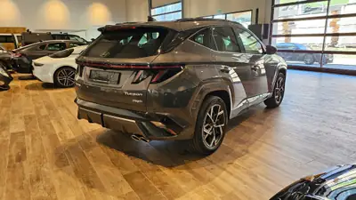 Hyundai Tucson 1.6 TGDI PHEV N-Line 4WD — SUV hybride rechargeable, 20 km, équipement premium — Thumbnail 9