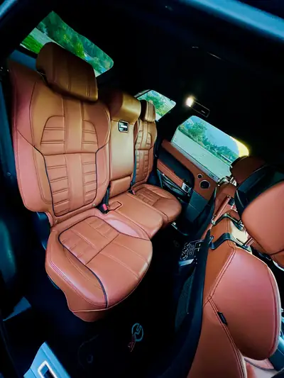 Land Rover Range Rover Sport V8 Autobiography Dynamic — 560 CV turbocompressé, luxe intégral — Miniature 8