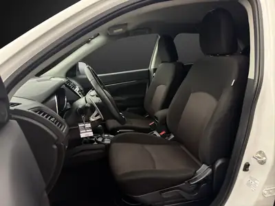 Mitsubishi ASX 2.2 DID 4WD — SUV compact diesel, entretien récent et garantie incluse — Thumbnail 7