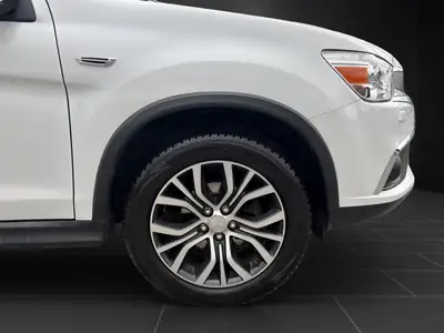 Mitsubishi ASX 2.2 DID 4WD — SUV compact diesel, entretien récent et garantie incluse — Thumbnail 15