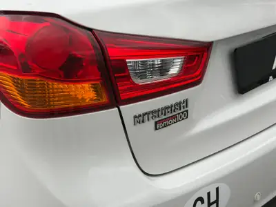 Mitsubishi ASX 2.2 DID 4WD — SUV compact diesel, entretien récent et garantie incluse — Thumbnail 16