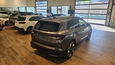 Skoda Elroq 85 RS 4x4 — SUV électrique 340 ch, quatre roues motrices, neuf 2026 — Thumbnail 10