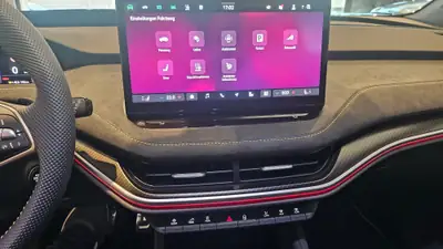 Skoda Elroq 85 RS 4x4 — SUV électrique 340 ch, quatre roues motrices, neuf 2026 — Thumbnail 30