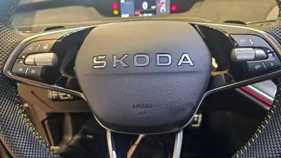 Skoda Elroq 85 RS 4x4 — SUV électrique 340 ch, quatre roues motrices, neuf 2026 — Thumbnail 29