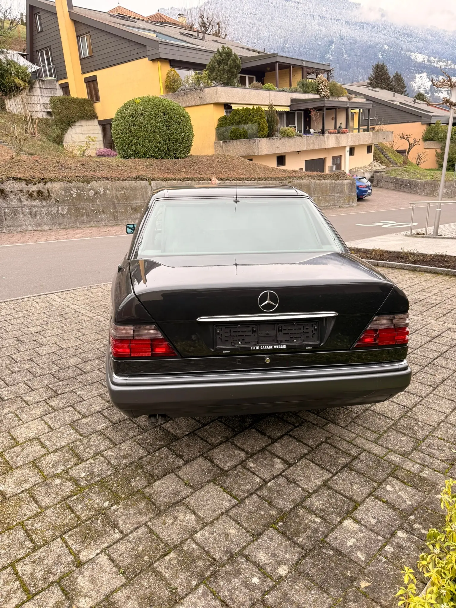 Mercedes-Benz E 320 1995 occasion Weggis — 4