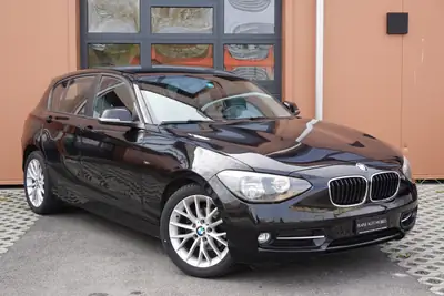 BMW 116i Sport Line — Compacte dynamique, entretien à jour, aide au stationnement — vue extérieure