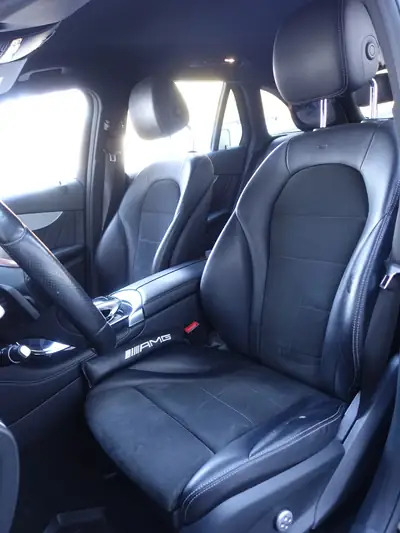 Mercedes-Benz GLC 350 e AMG Line — Hybride rechargeable performant, 203 900 km — Thumbnail 9