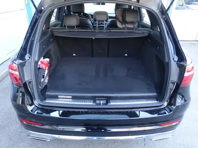 Mercedes-Benz GLC 350 e AMG Line — Hybride rechargeable performant, 203 900 km — Thumbnail 17