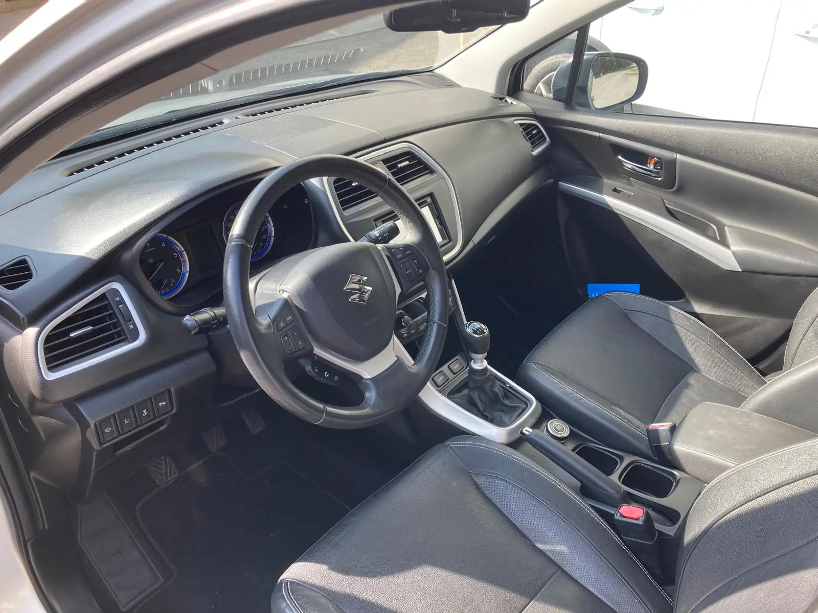 Suzuki S-Cross 2015 occasion Obstalden — 4