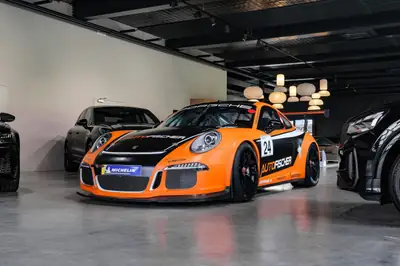 Porsche 911 991 GT3 Cup — Voiture de course d'exception, état impeccable — exterior view