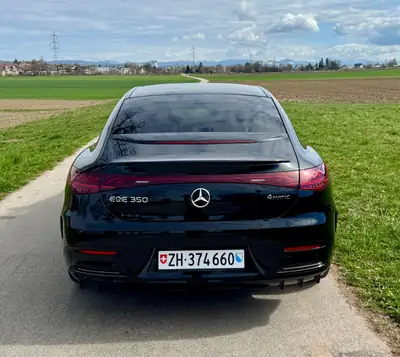 Mercedes-Benz EQE 350 4MATIC — Berline électrique premium, 23 700 km seulement — Armaturenbrett