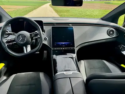 Mercedes-Benz EQE 350 4MATIC — Berline électrique premium, 23 700 km seulement — Miniatur 9