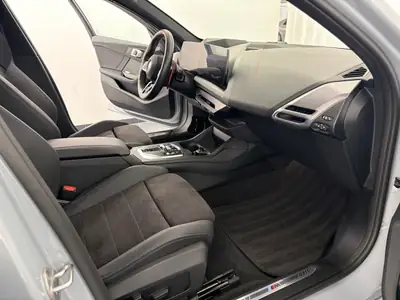 BMW M135 xDrive M Sport Pro — Berline sportive 2025, 300 ch et garantie constructeur — Thumbnail 9