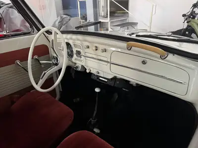 Volkswagen Käfer 11 De Luxe 1964 — Cabriolet vintage blanc, moteur essence fiable — Heckansicht