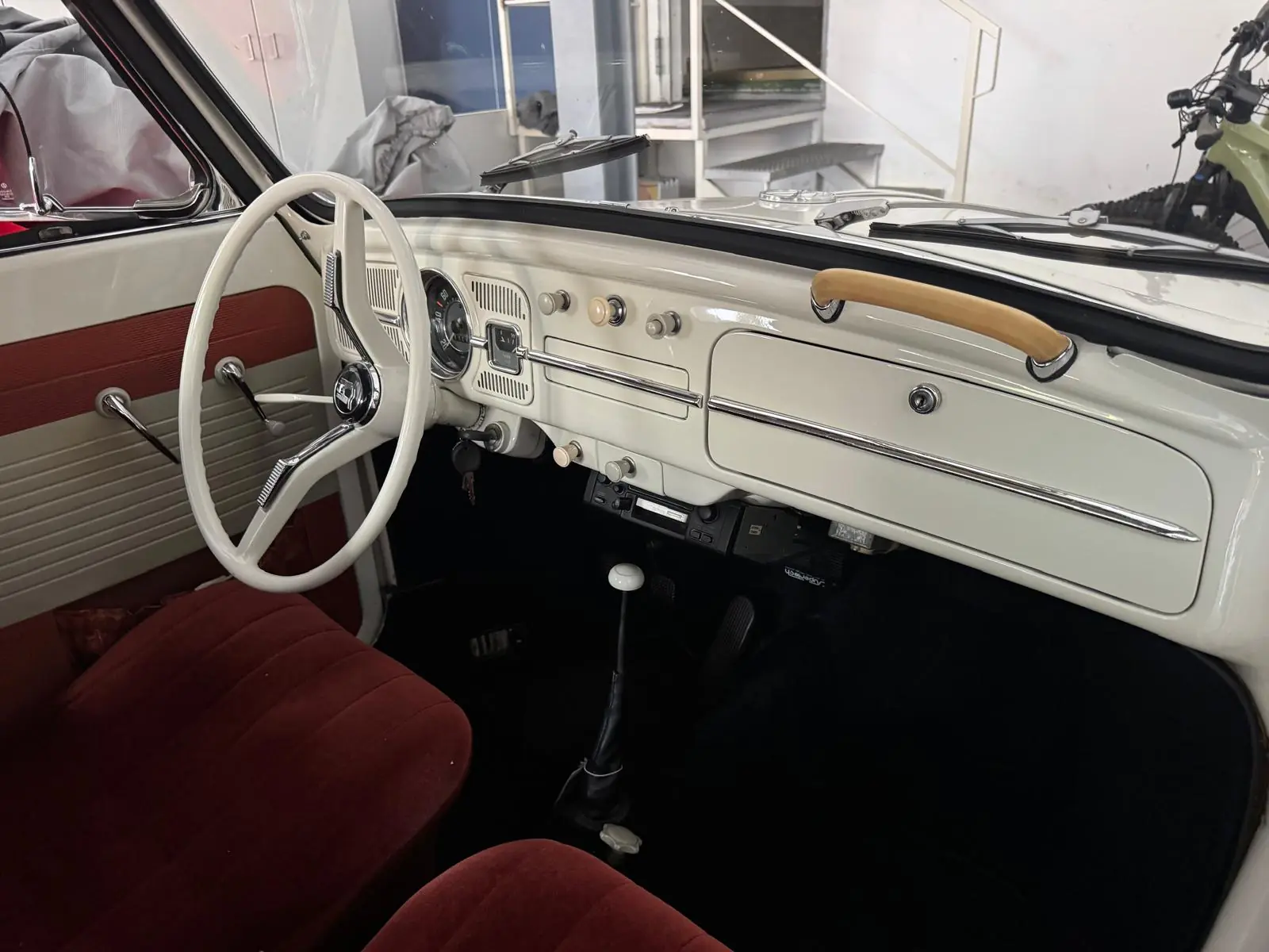 Volkswagen Kafer 1964 occasion Seedorf UR — 3