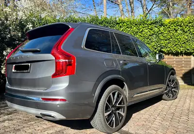 Volvo XC90 B5 Diesel Mild Hybrid — SUV premium 7 places, technologie hybride légère — arrière