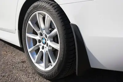 BMW M550d xDrive Touring — Diesel surpuissant, révision moteur complète, 381 ch — Miniature 9