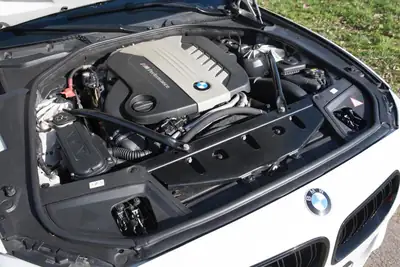 BMW M550d xDrive Touring — Diesel surpuissant, révision moteur complète, 381 ch — Miniature 10