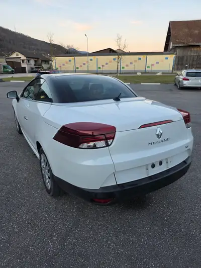 Renault Mégane CC 1.4 Turbo — Cabriolet élégant, moteur dynamique, sans sinistre — vista posteriore