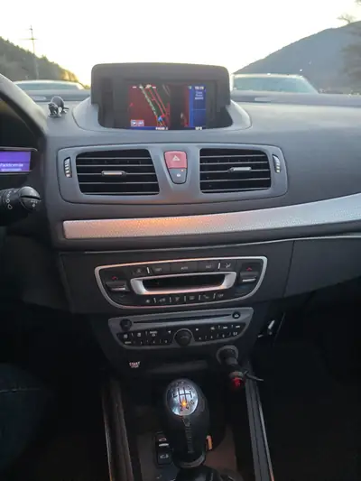 Renault Mégane CC 1.4 Turbo — Cabriolet élégant, moteur dynamique, sans sinistre — Miniatura 10