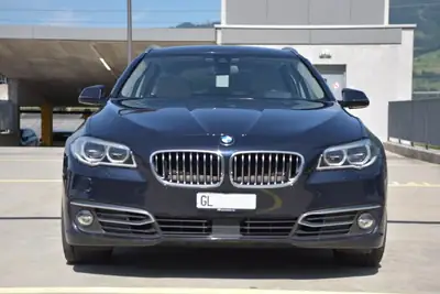 BMW 530d Touring xDrive — Break diesel performant, 258 ch, traction intégrale — côté