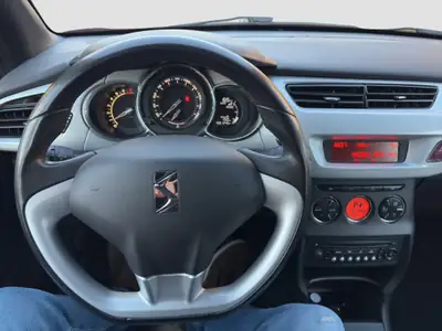 DS3 1.2 VTi SO Chic 2014 — Citadine stylée, entretien suivi, 80 000 km — Miniatur 13