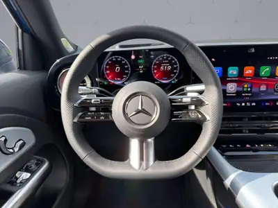 Mercedes-Benz GLB 350 4Matic — SUV électrique performant, faible kilométrage — Miniatur 12