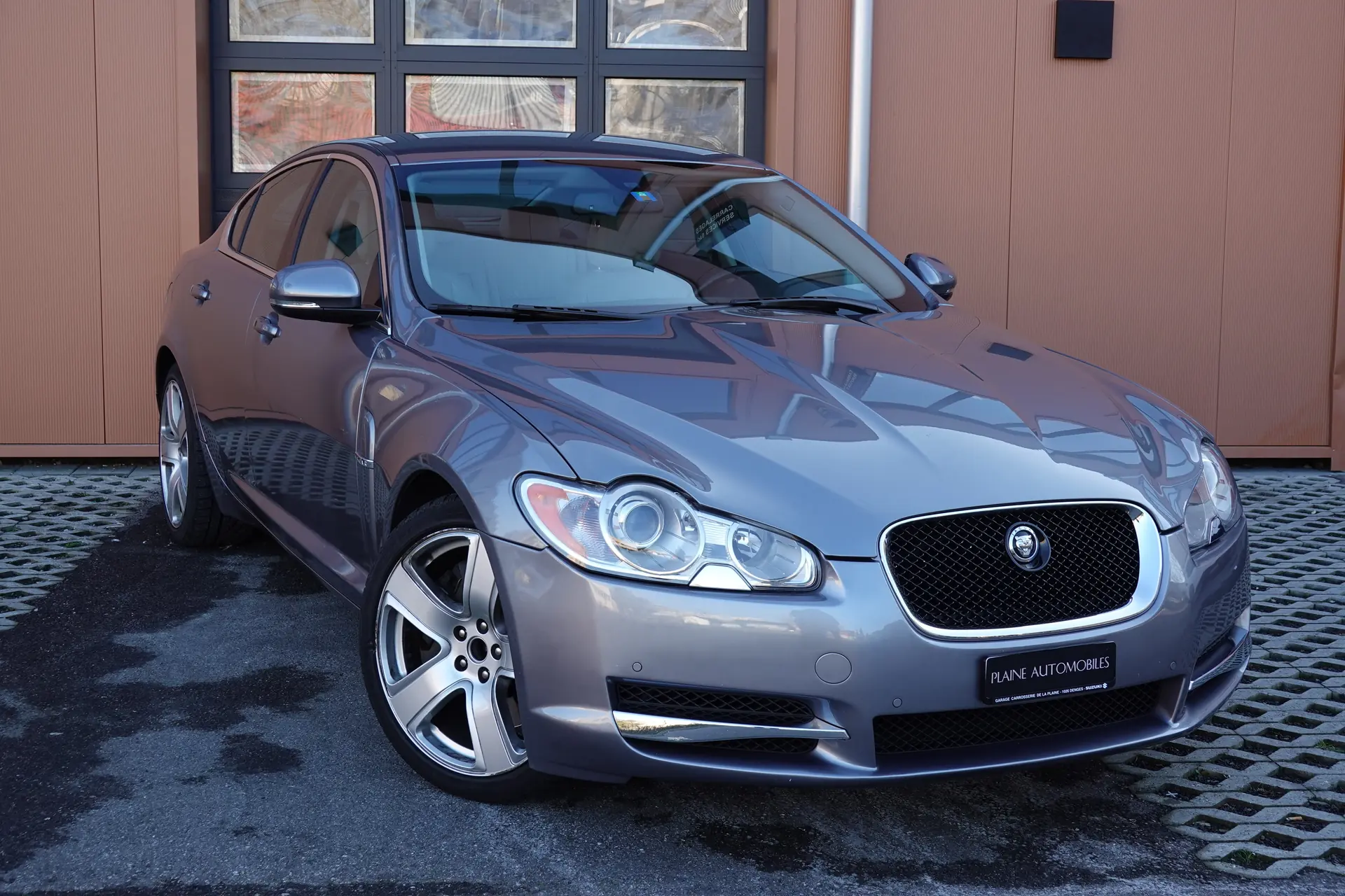 Jaguar XF 3.0d S V6 Portfolio — Berline premium diesel, 8 roues, expertisé 2025