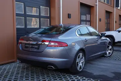 Jaguar XF 3.0d S V6 Portfolio — Berline premium diesel, 8 roues, expertisé 2025 — dettaglio