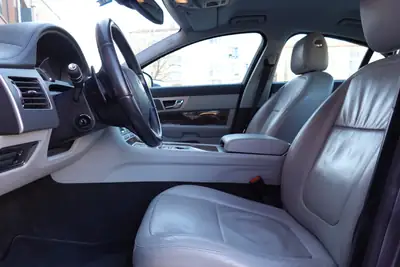 Jaguar XF 3.0d S V6 Portfolio — Berline premium diesel, 8 roues, expertisé 2025 — Miniatura 15