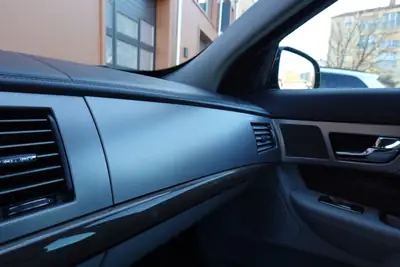 Jaguar XF 3.0d S V6 Portfolio — Berline premium diesel, 8 roues, expertisé 2025 — Miniatura 25