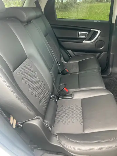 Land Rover Discovery Sport 2.0 SD4 SE — SUV compact robuste, 42'000 km seulement — dettaglio