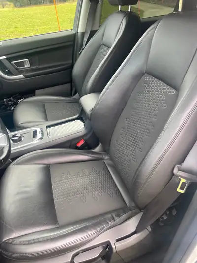 Land Rover Discovery Sport 2.0 SD4 SE — SUV compact robuste, 42'000 km seulement — cruscotto