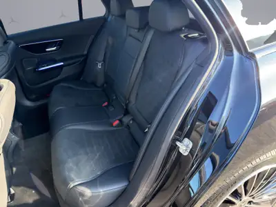 Mercedes-Benz C 220 d Swiss Star AMG Line 4matic Kombi — Diesel hybride, technologie premium, 20 km seulement — Miniature 10