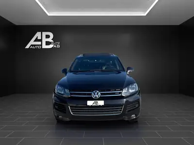 VW Touareg 3.0 TDI — SUV robuste, motorisation puissante et équipement premium — vue extérieure