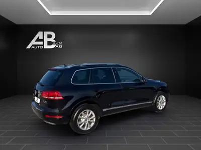 VW Touareg 3.0 TDI — SUV robuste, motorisation puissante et équipement premium — tableau de bord