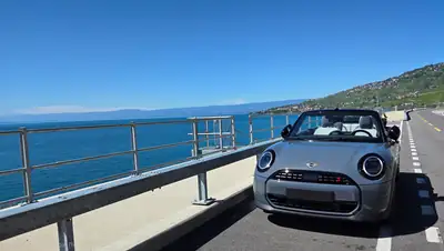 MINI Cabrio Cooper S Cabriolet DKG — Décapotable sportive, 204 ch et faible kilométrage — vista esterna
