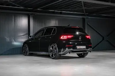 Volkswagen Golf 2.0 TSI GTI — Sportive élégante, pratiquement neuve avec 9 950 km — Thumbnail 8