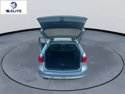 VW Passat Variant 2.0 BlueTDI R-Line — Monospace diesel efficace, entretien impeccable — Seitenansicht