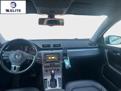 VW Passat Variant 2.0 BlueTDI R-Line — Monospace diesel efficace, entretien impeccable — Armaturenbrett