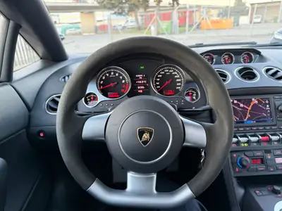 Lamborghini Gallardo LP560-4 Coupé — Supercar légendaire, 560 ch, Full Black garantie 2 ans — Miniature 11
