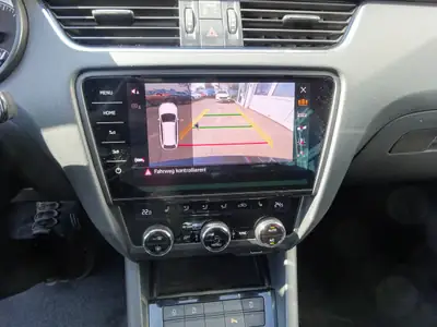 Skoda Octavia Combi 2.0 TDI 4x4 — Polyvalence robuste et consommation maîtrisée — Thumbnail 10