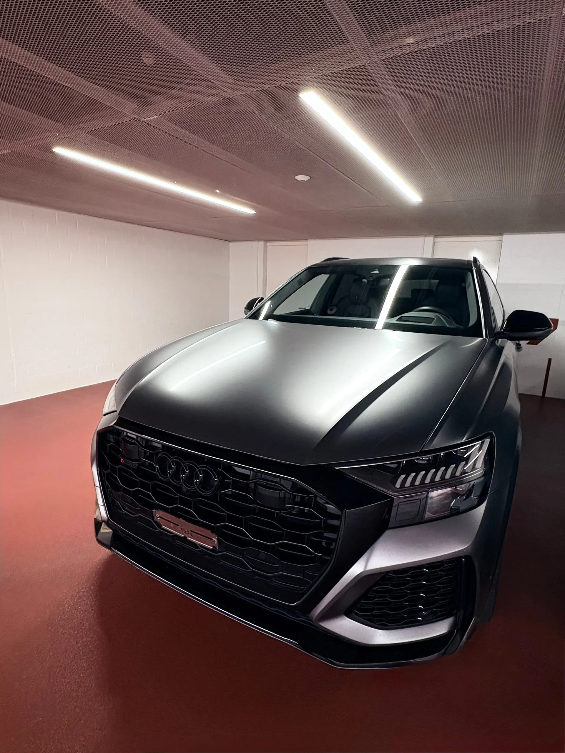 Audi RSQ8 2021 — Le SUV coupé haute performance, 37'000 km seulement — Außenansicht