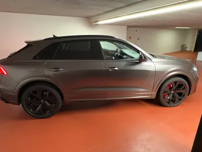 Audi RSQ8 2021 — Le SUV coupé haute performance, 37'000 km seulement — Heckansicht