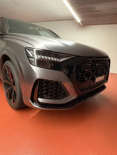 Audi RSQ8 2021 — Le SUV coupé haute performance, 37'000 km seulement — Miniatur 7