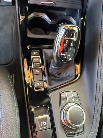 BMW X2 xDrive 20i M Sport — Compact SUV dynamique, kilométrage maîtrisé — Thumbnail 9