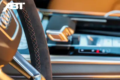 Audi Q8 ABT Exclusive 558 PS — Hybride rechargeable haute performance, 3000 km seulement — Miniature 11