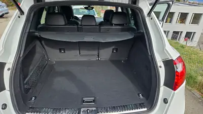 Porsche Cayenne Diesel 2013 — SUV premium 245 ch, sans sinistre, équipements avancés — intérieur
