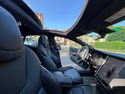 Tesla Model S 100D — Électrique haute performance, autonomie 440 km, unique propriétaire — Miniatura 9